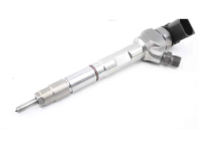 Форсунка 05L130277E    Skoda Octavia Mk4   