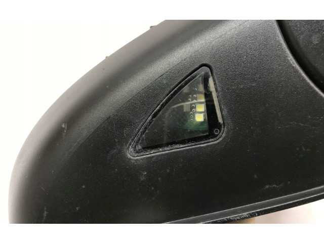 Зеркало электрическое        Skoda Karoq  2017 -  года   