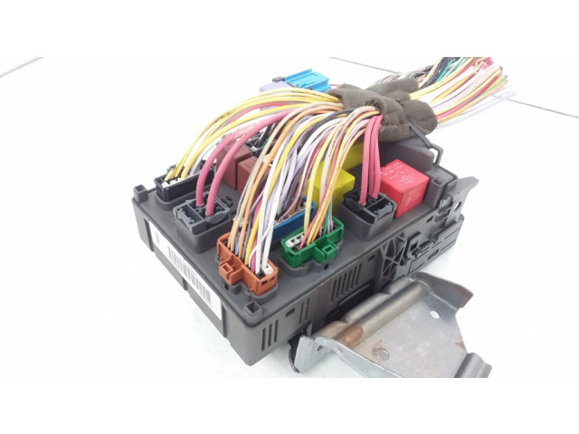 Pojistková skříňka 8200283815, 8200315957 Renault Espace - Grand espace IV 2005