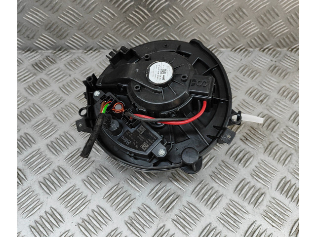 Вентилятор печки 5WC819015A, T72368C Audi Q2 -