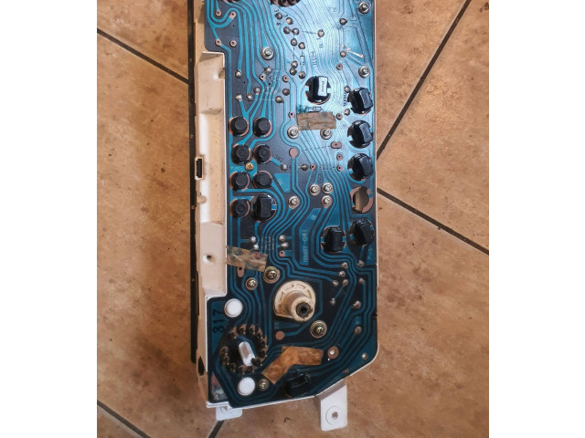 Панель приборов 769807041, BL59440 Mazda 323 F