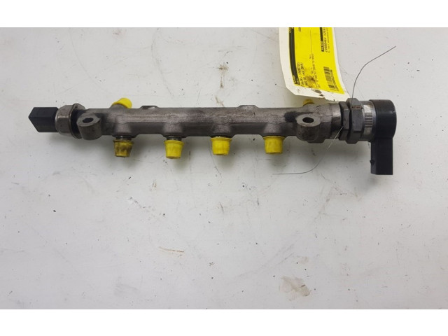 Топливная рампа Audi A3 S3 8V для двигателя DEJA