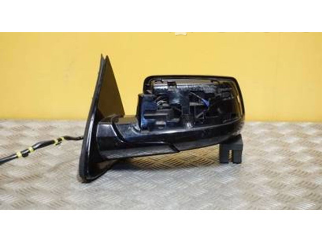 Зеркало электрическое GMC Yukon - года