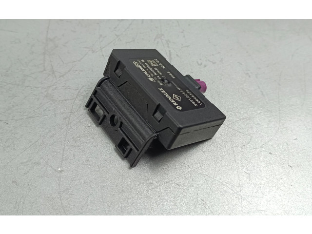 Блок управления 282122383R   Dacia Jogger