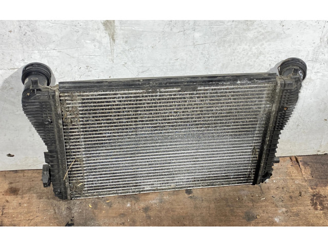 Интеркулер 1k0145803e Volkswagen Golf Plus