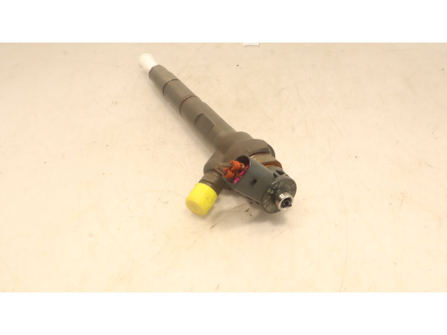 Форсунка 0445110369    Volkswagen PASSAT B7  CFGB 