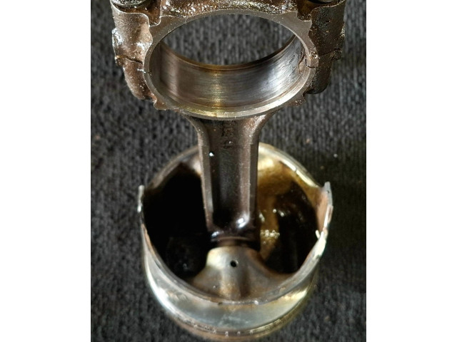  Поршень с шатуном    Jeep Grand Cherokee (WJ) для бензинового двигателя 4.0