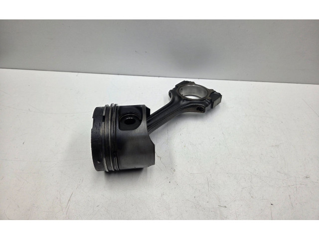 Поршень с шатуном om603.912 A6010302117, 6010302117 Mercedes-Benz E W124