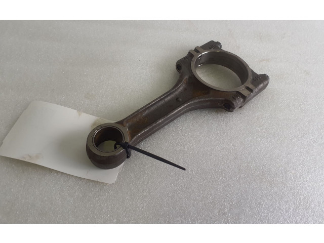 Шатун 9661051102R Porsche 911 996