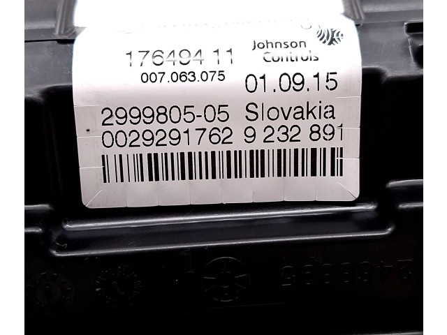 Přístrojová deska  BMW 2 F46 2015 9232891, 6210IK9382145  