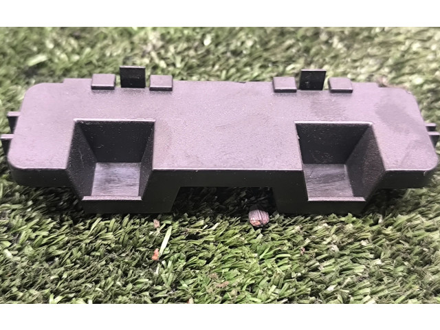 Pojistková skříňka 7H0907300A Volkswagen Transporter - Caravelle T5 2006