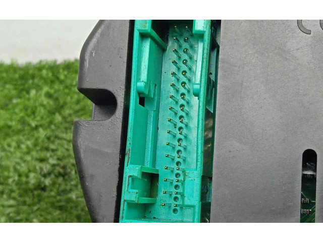 Панель приборов Skoda Fabia Mk1 (6Y)