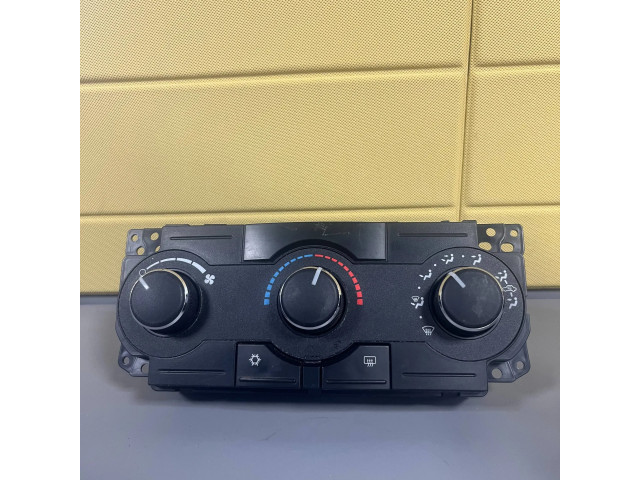 Блок управления климат-контролем P55037979AA, 005701584386   Jeep Grand Cherokee (WK)