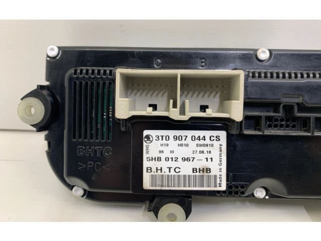 Блок управления климат-контролем 3T0907044CS, 5HB01296711 Skoda Yeti (5L)