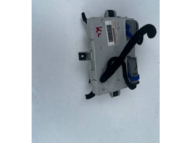 Блок предохранителей  503442000104, 68354599AE   Jeep Cherokee    