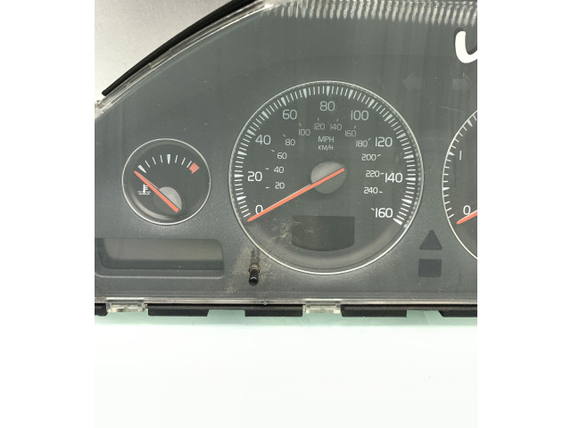 Панель приборов 30682287   Volvo V70       