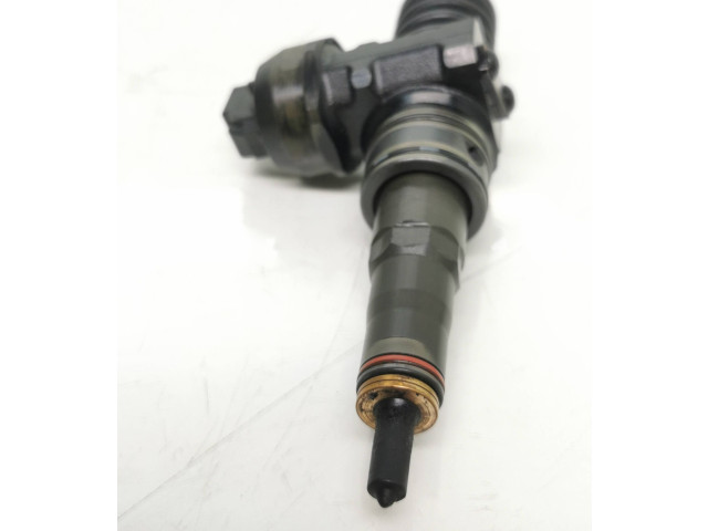 Форсунка 038130073bn, 32373fr    Audi A3 S3 8P  BLS 