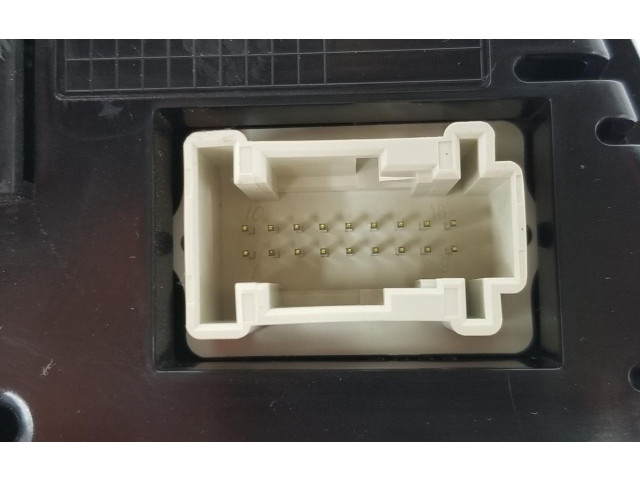 Панель приборов 9814681980, 9812834180   Citroen DS4       