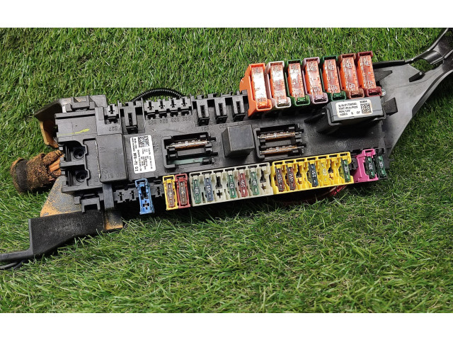 Блок предохранителей A1665402350, 51726583   Mercedes-Benz GL X166    