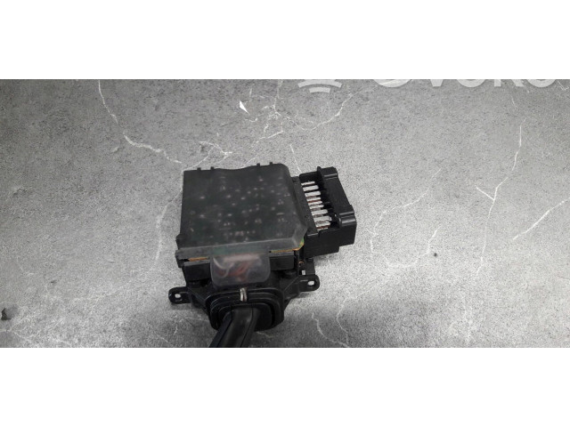 Ручка стеклоочистителей 17A089   Subaru Forester SG