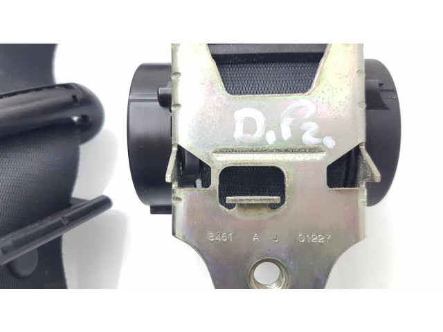 Передний ремень безопасности