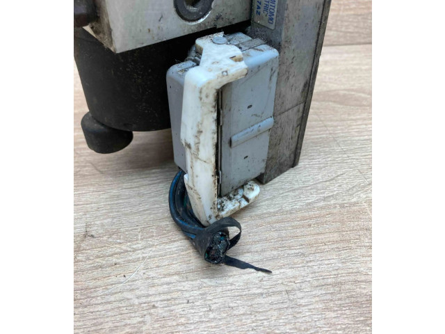 Блок АБС GE7C437AZ Mazda 626 1998 - 2002 года