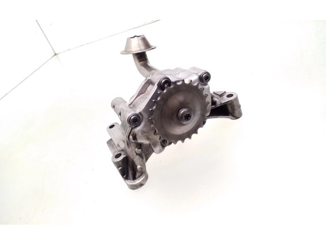 Масляный насос 03G115105, 038115121A Skoda Octavia Mk2 (1Z)