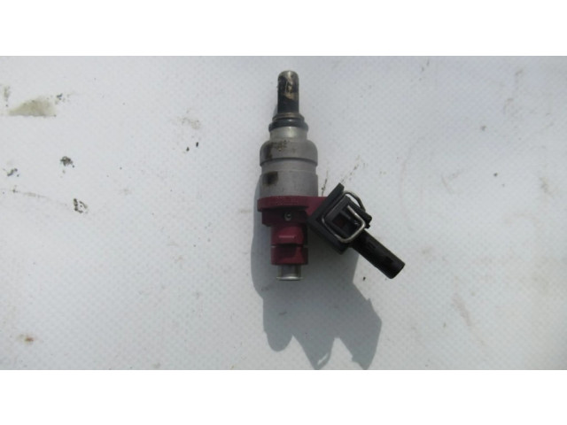 Vstřikovač 2710780023 Mercedes-Benz C AMG W204