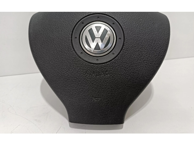 Подушка безопасности водителя 2K0880201L   Volkswagen Caddy