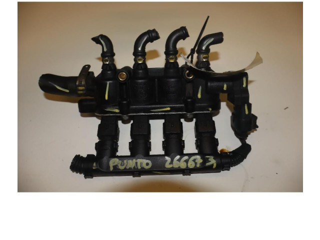 Vstřikovací lišta 67R010233 Fiat Punto (199) 350A1000