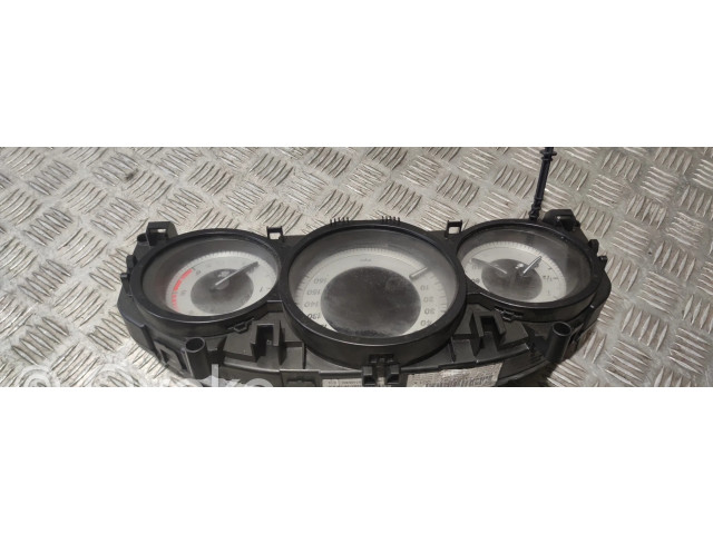 Přístrojová deska Mercedes-Benz C W205 2017 A2049004408