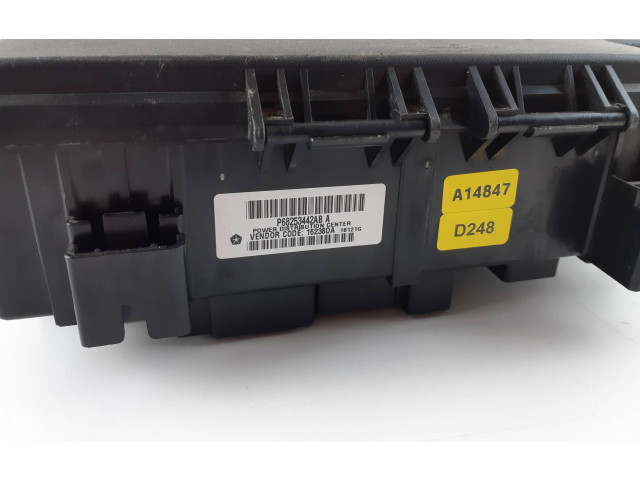 Блок предохранителей 68253442AB, P68253442AB Jeep Grand Cherokee