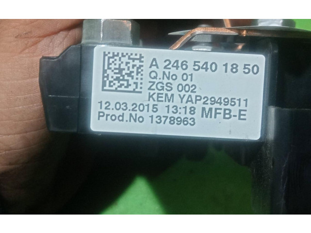 Блок предохранителей A2465401850 Mercedes-Benz A W176