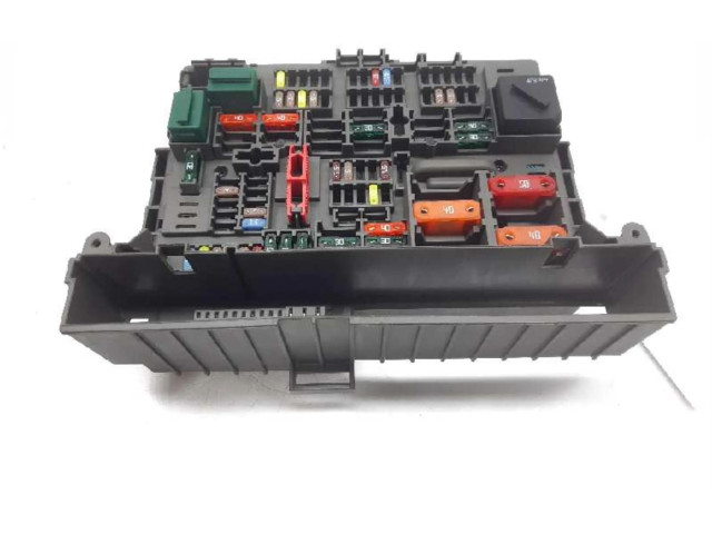 Pojistková skříňka 61146971370 BMW X1 E84 2014