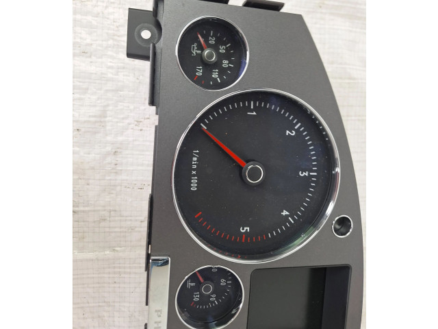 Панель приборов 3D0920885A   Volkswagen Phaeton       