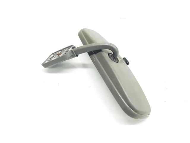 Зеркало заднего вида (в салоне)