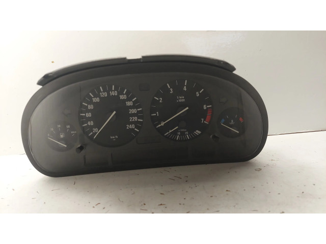 Přístrojová deska BMW 5 E39 2000 62116906124, 11000878414