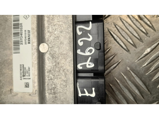 Блок управления двигателя 237D40353R Smart ForFour II W453