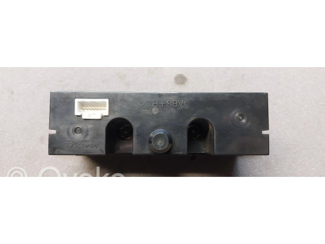 Дисплей MR587777 Mitsubishi Colt CZ3