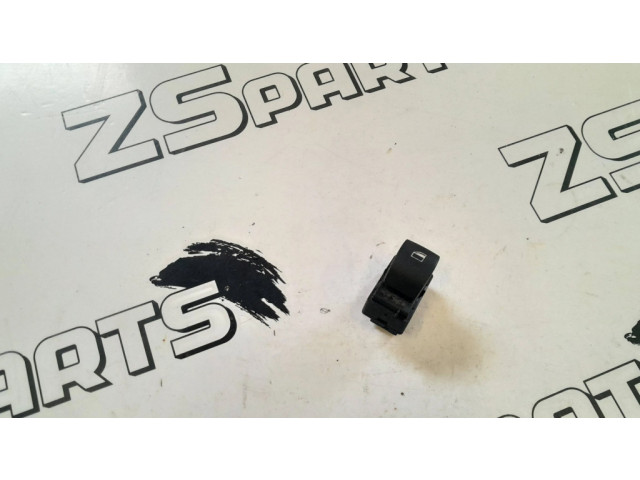 Включатель электрических окон