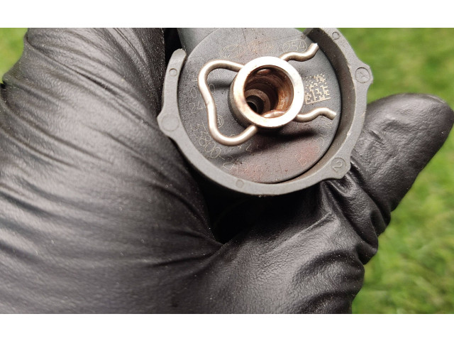 Vstřikovač 338002A900   KIA Soul     