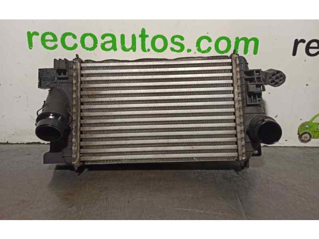 Интеркулер 13283252, R3449004 Opel Meriva B