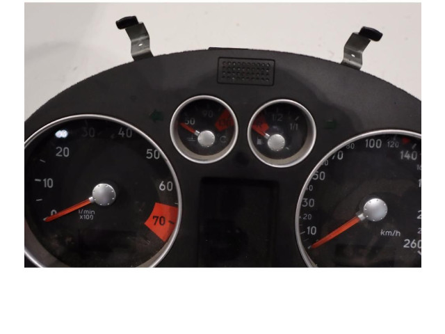 Панель приборов 8N1919880E   Audi TT Mk1       