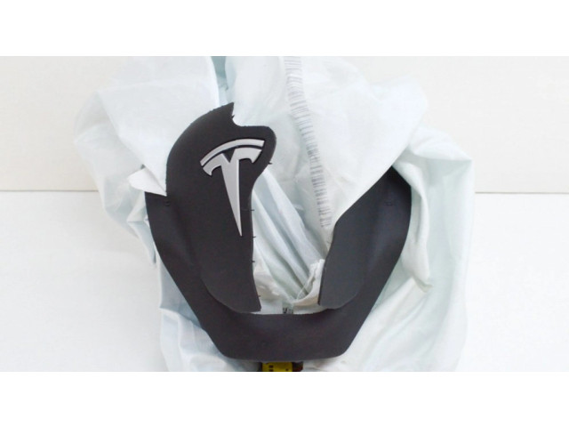 Подушка безопасности водителя 162661700B Tesla Model Y