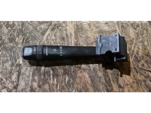 Ручка стеклоочистителей 30768100   Volvo V70