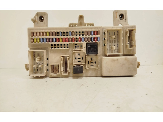 Pojistková skříňka 8690719, 00063247 Volvo S40 2004