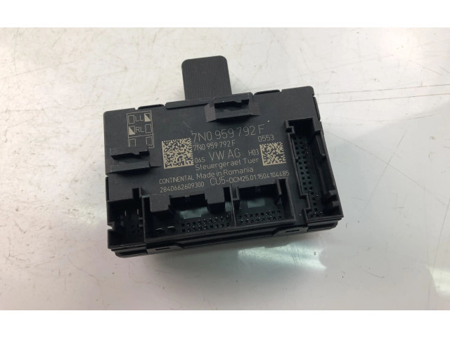 Vstřikovací lišta 7N0959792F Volkswagen Sharan