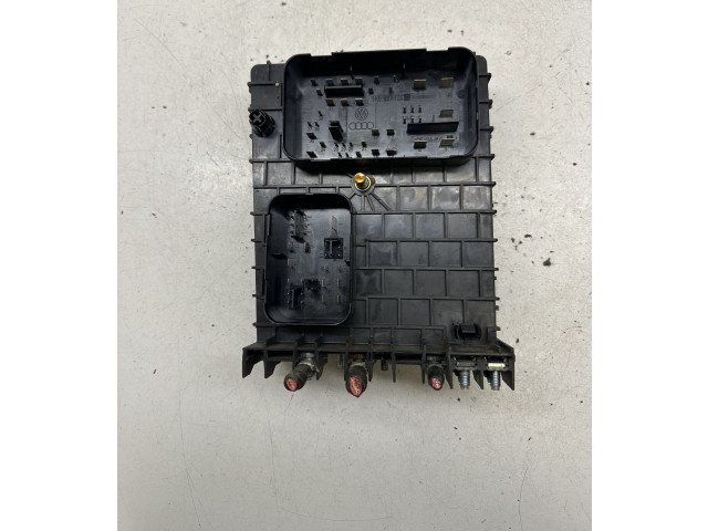 Блок предохранителей 1K0937124H, 1K0937124H   Audi A3 S3 8P    