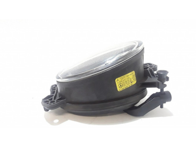 Передняя противотуманная фара