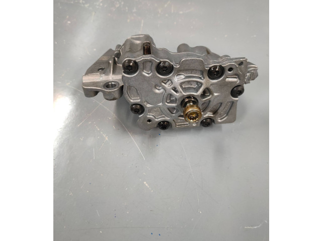 Масляный насос  DTT DTTA DTTB DTTC 05L115103F  Volkswagen Golf VIII 